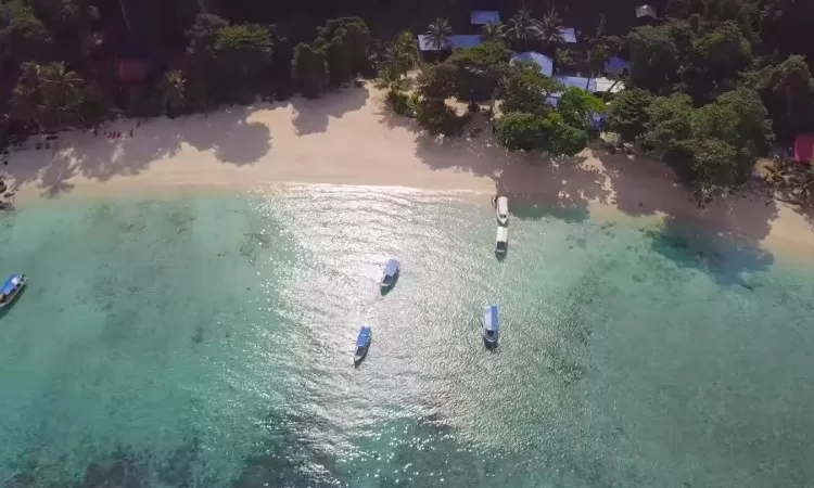 Tenggol Island Main Beach boats aerial 