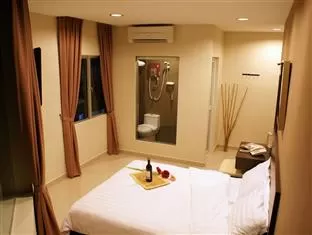 Izumi Hotel