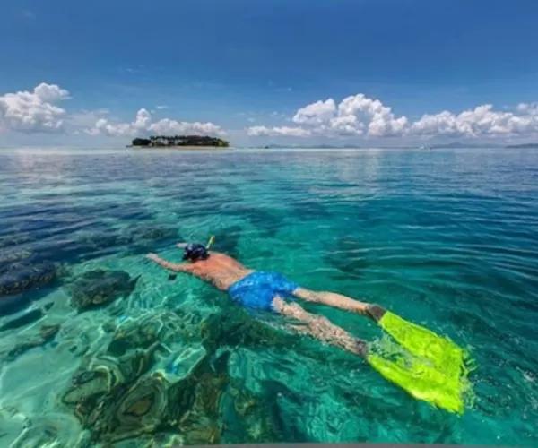 Sipadan Kapalai Resort Snorkeling