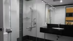 HIG langkawi bathroom