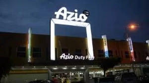 azio hotel front night view