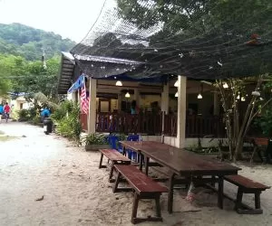 Bubble Dive Resort Surrounding