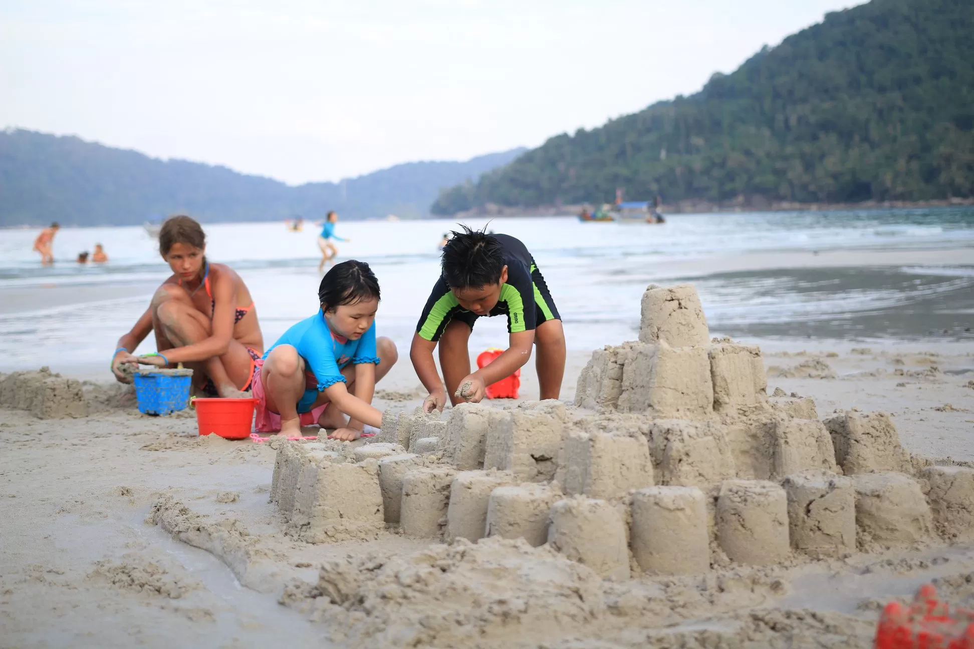 Bubu Long Beach Resort Beach Activities