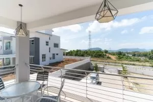 The Monte (Homestay) Balcony