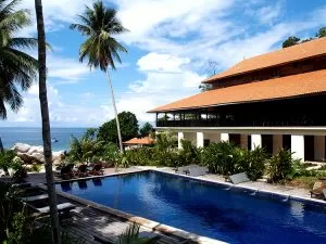 D Coconut Lagoon Resort Swimming Pool