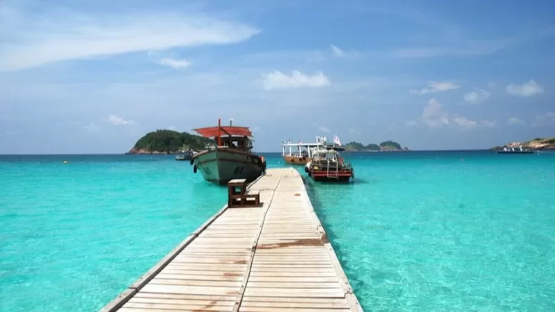 redang-island boat jetty long beach