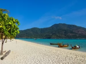 Koh Lipe Akira Resort Sunrise